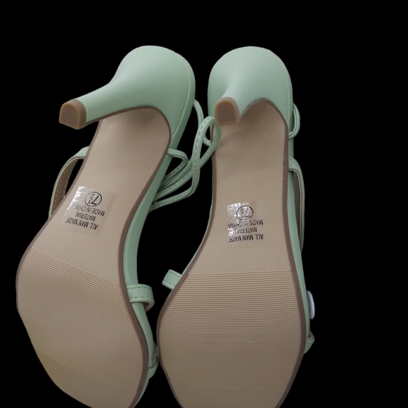 Cityclassified Light Green Heel Dress Sandals Women's Size 7 1/2 NWT - Picture 6 of 10